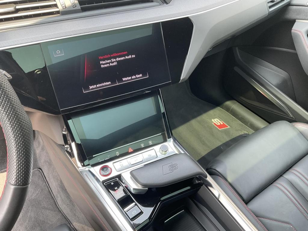 Audi SQ8 e-tron