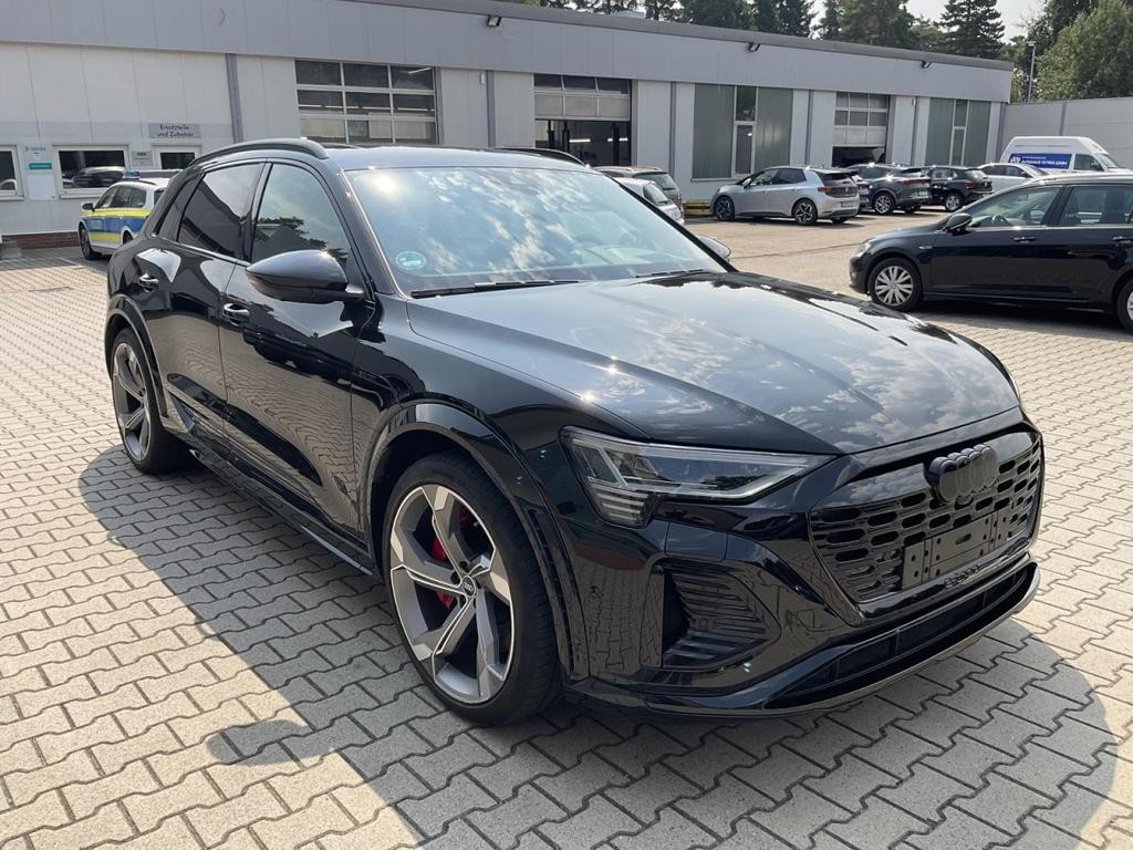 Audi SQ8 e-tron