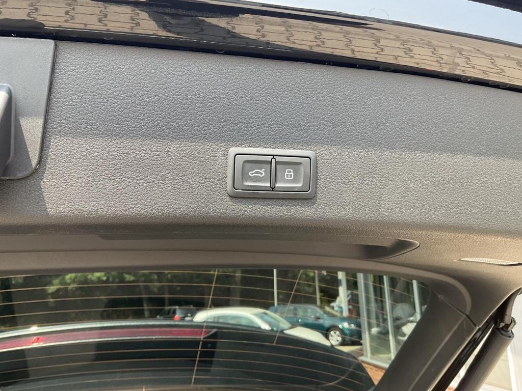 Audi SQ8 e-tron