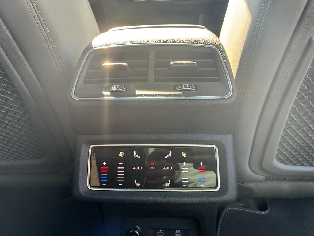 Audi SQ8 e-tron