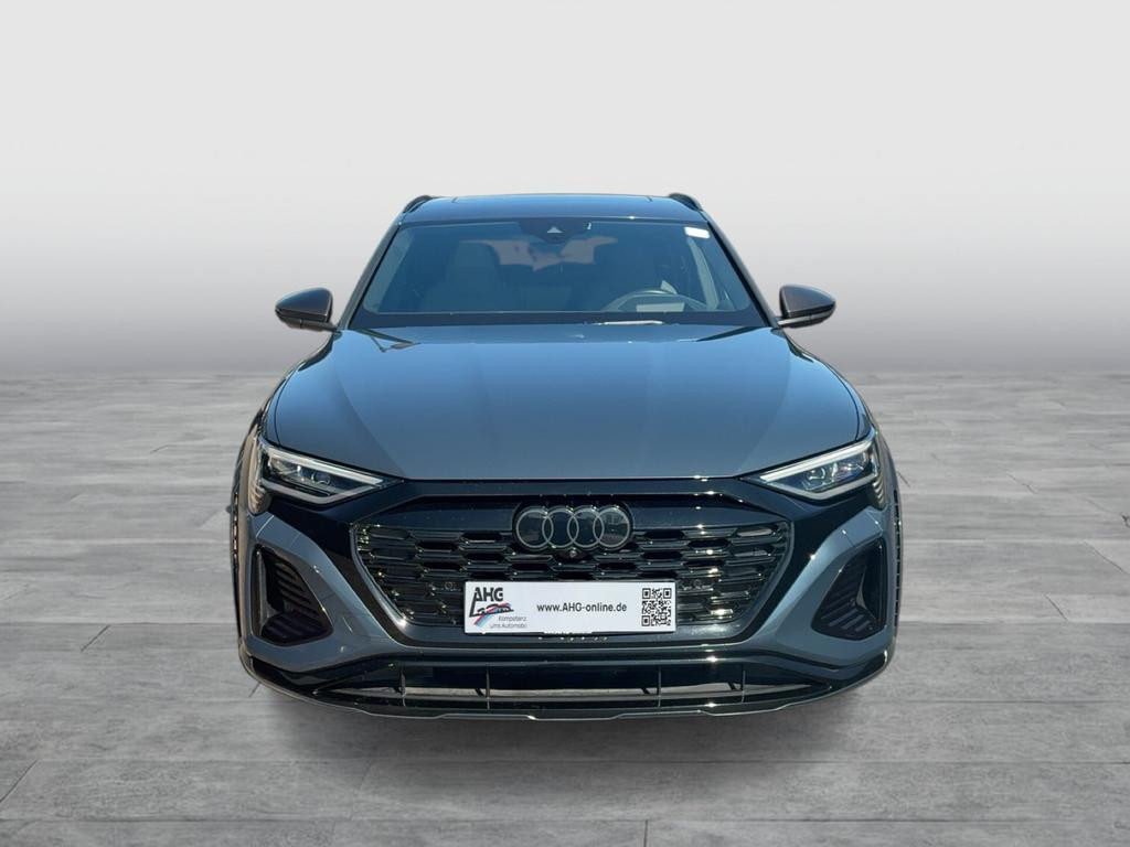 Audi SQ8 e-tron