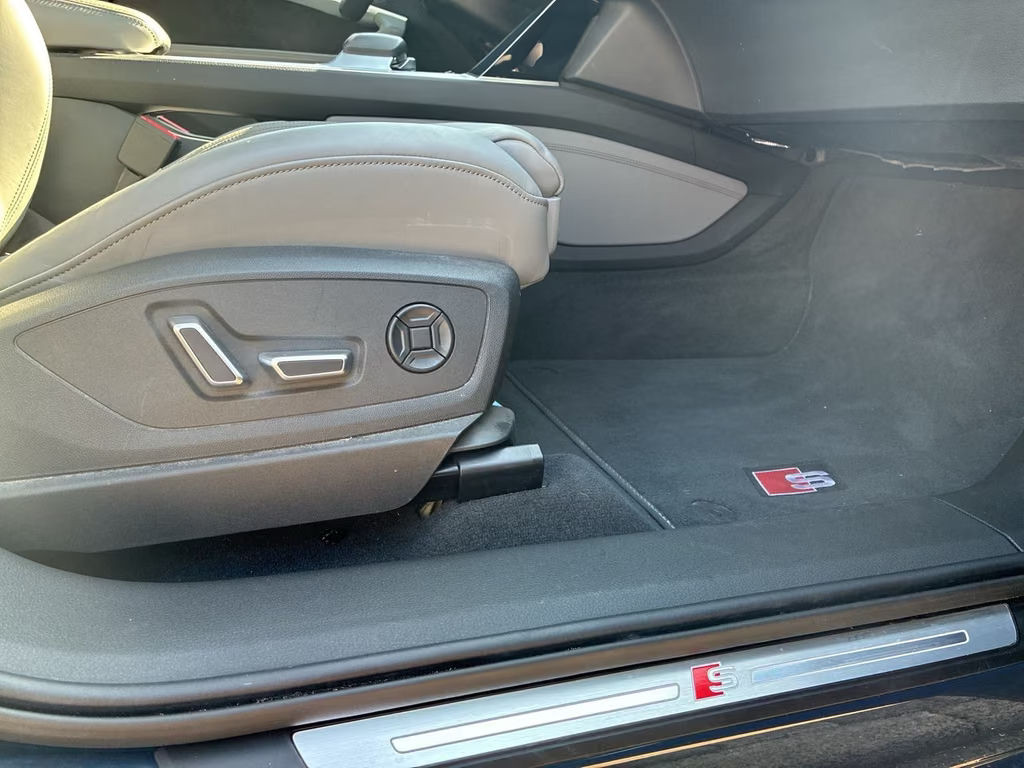Audi SQ8 e-tron