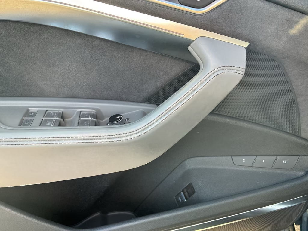 Audi SQ8 e-tron