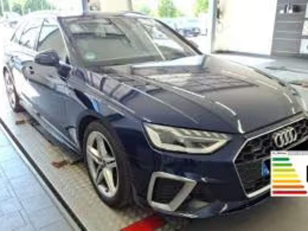Audi A4 Avant Quattro S-Line 40 TFSI
