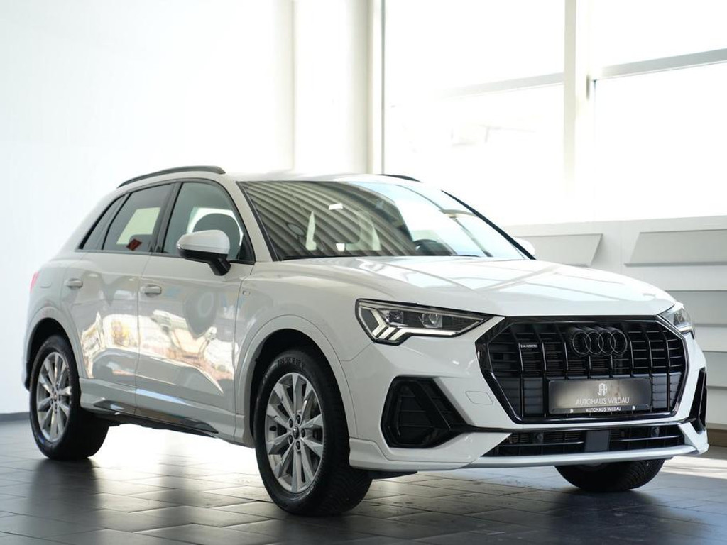 Audi Q3 Quattro S-Line 40 TFSI