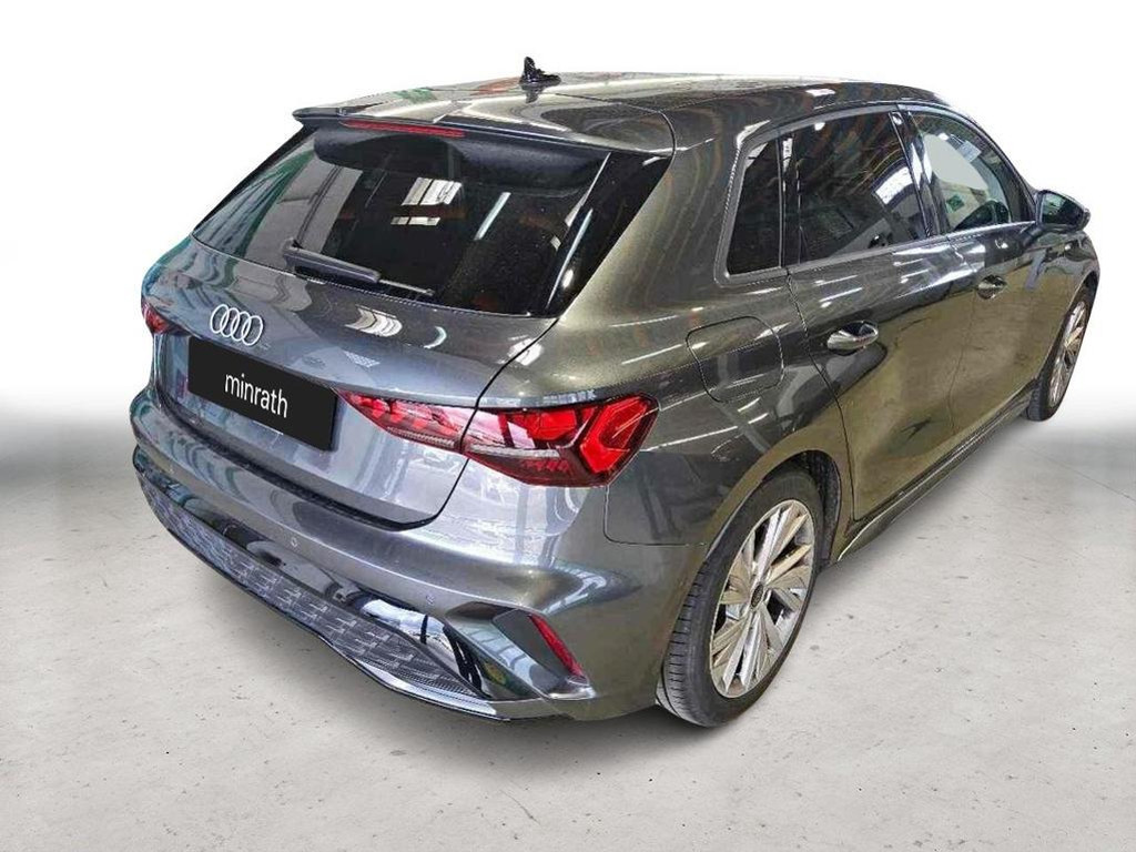 Audi A3 Sportback Sedan S-Line 35 TFSI