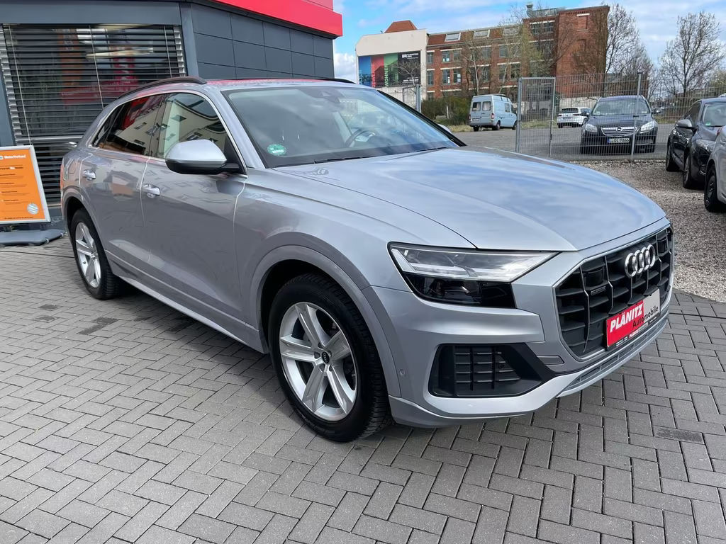 Audi Q8