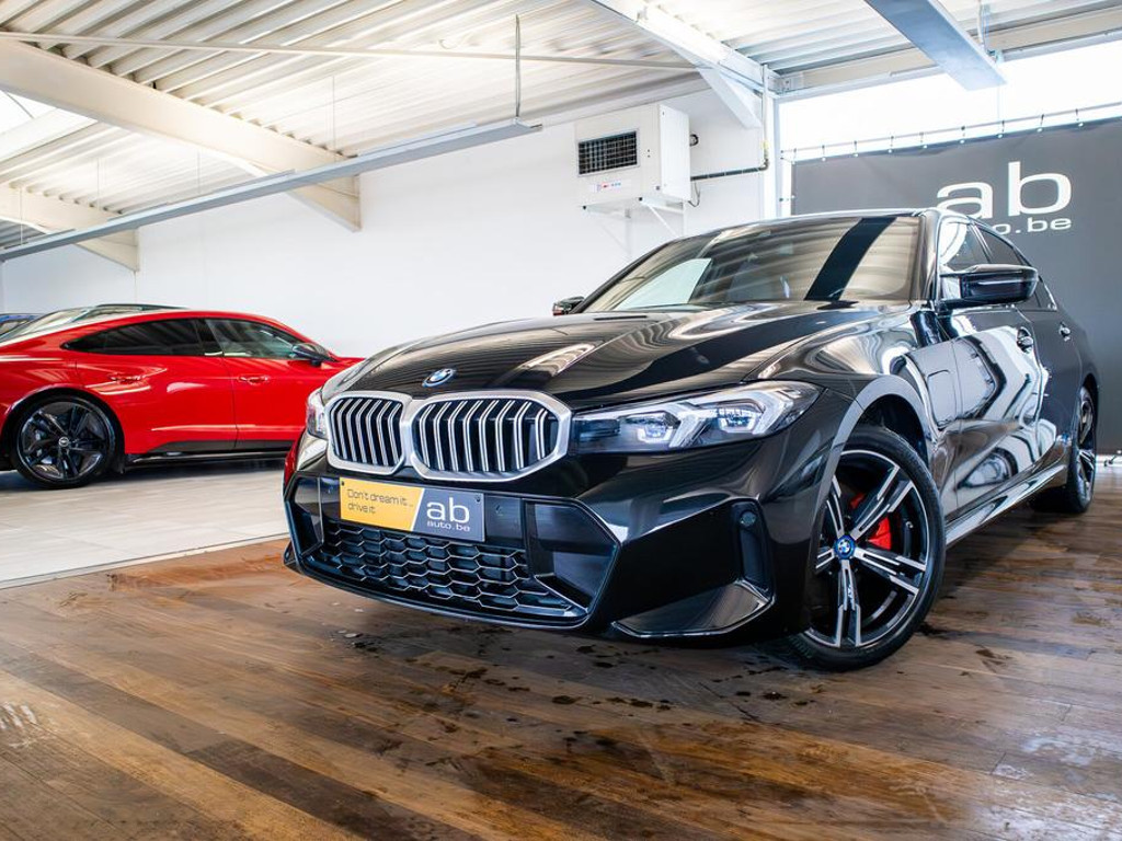 BMW 3 Serie 330 M-Sport Sedan 330e