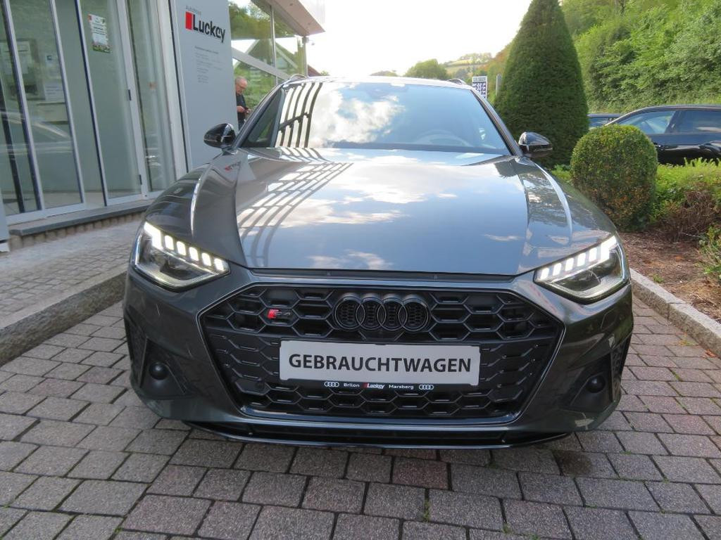 Audi S4