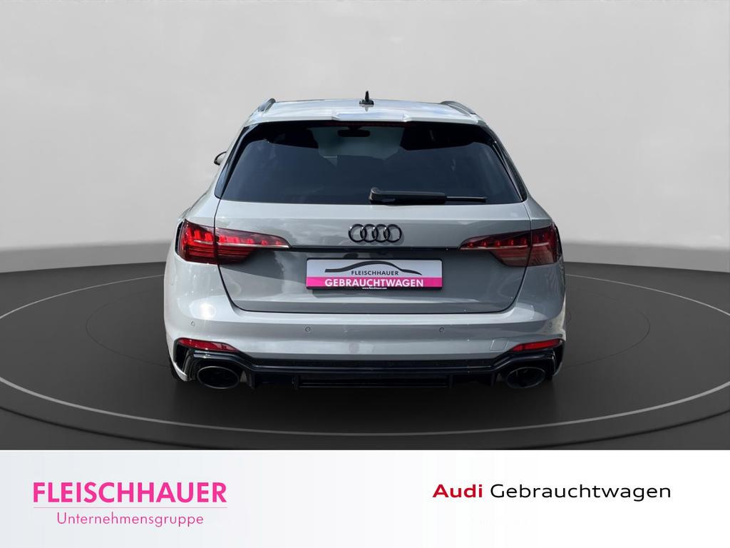 Audi RS4