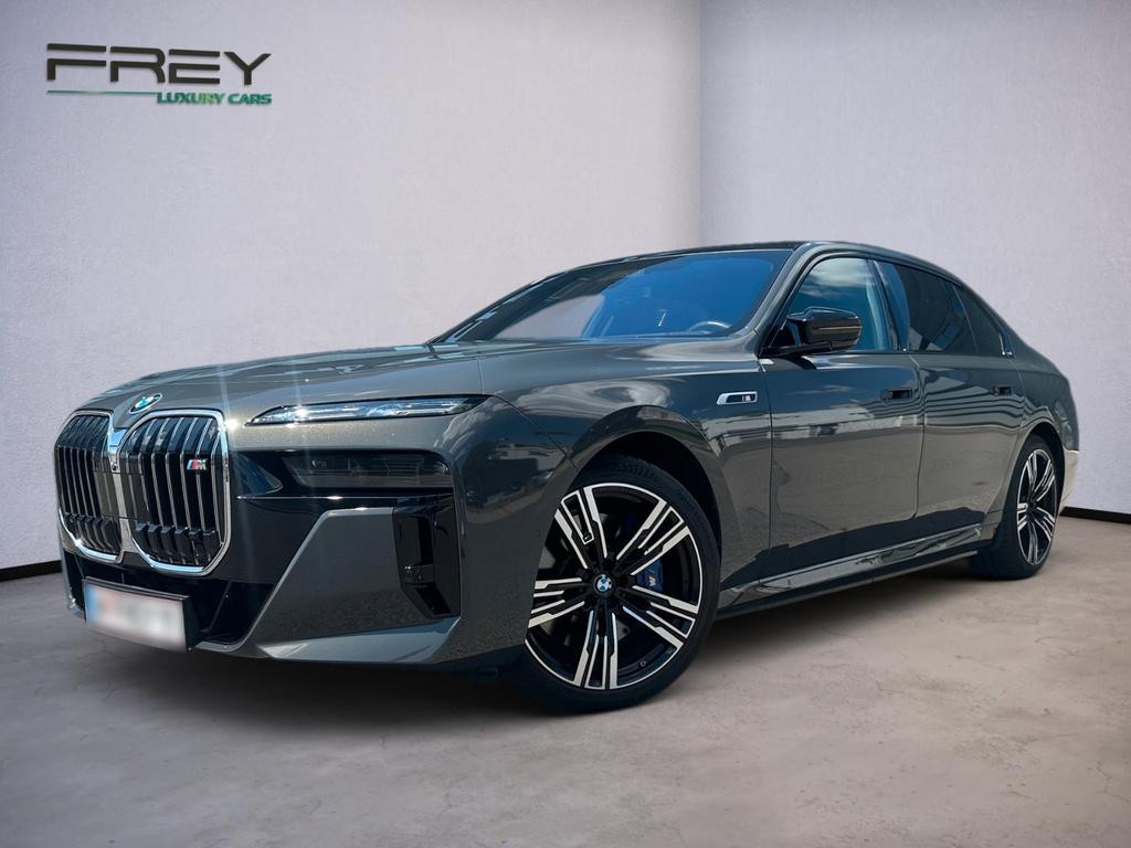 BMW i7 xDrive Sedan M70