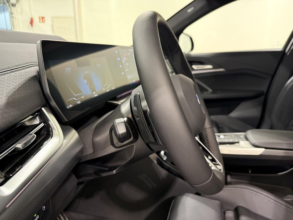 BMW iX2