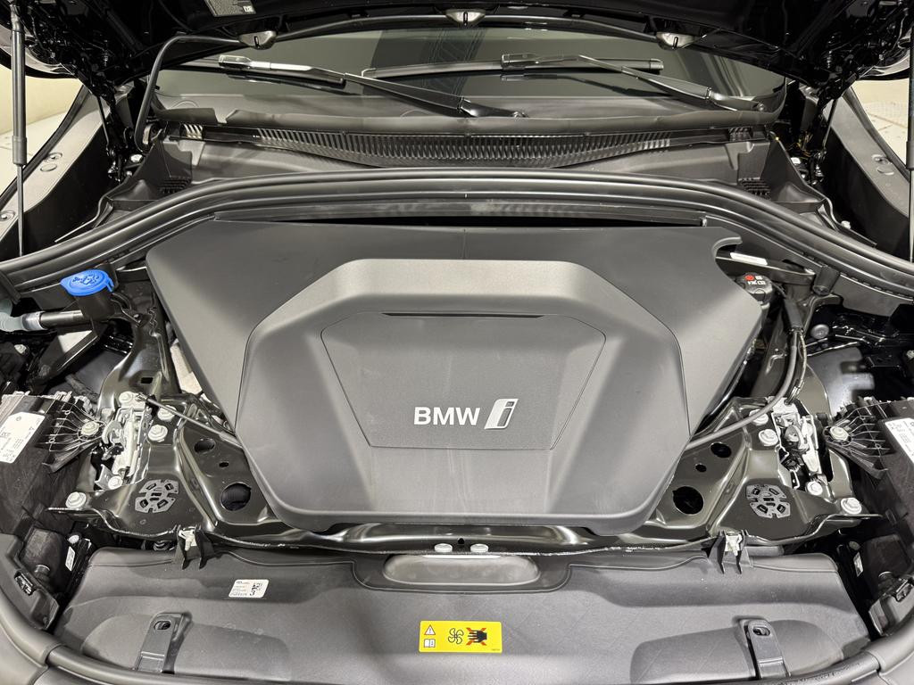 BMW iX2