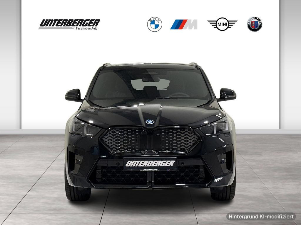 BMW iX2