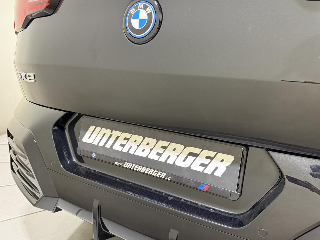 BMW iX2