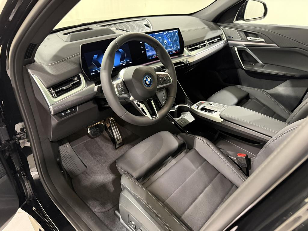 BMW iX2