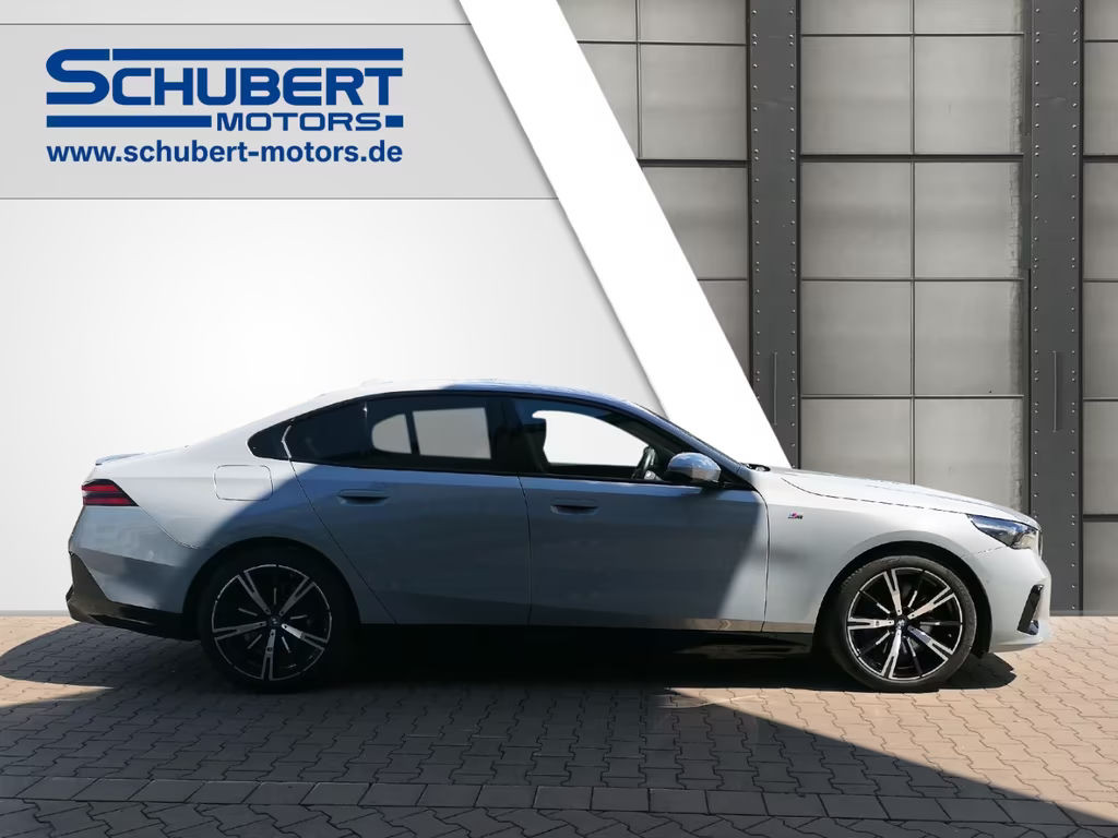 BMW i5