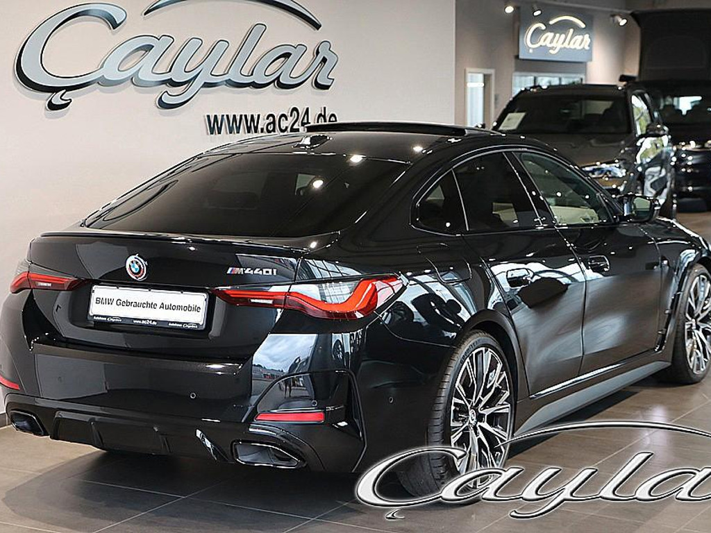 BMW M440