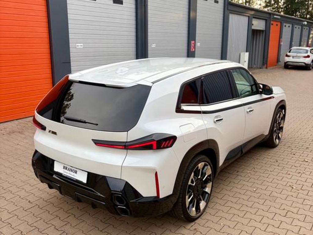 BMW XM