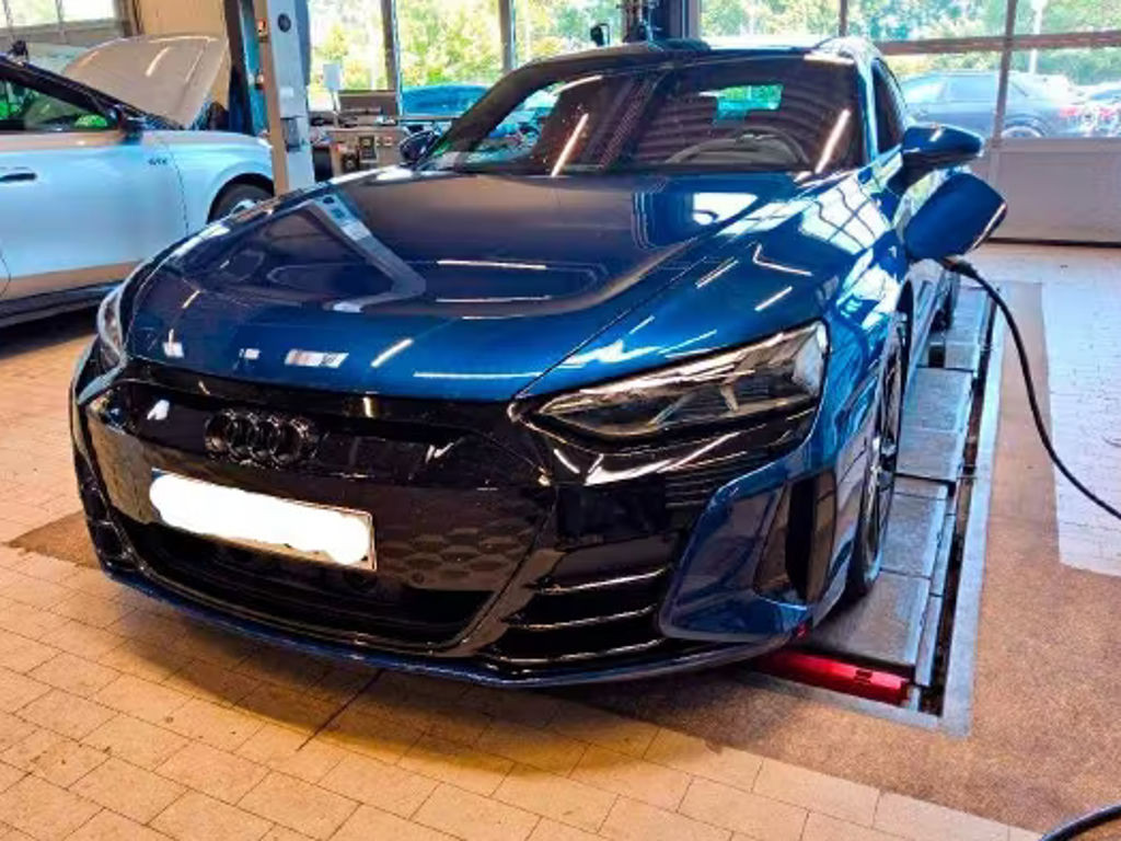 Audi RS e-tron GT Quattro