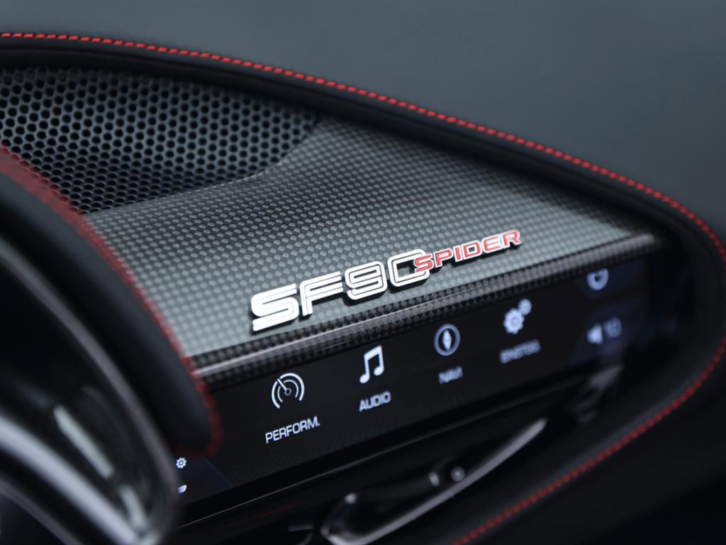 Ferrari SF90