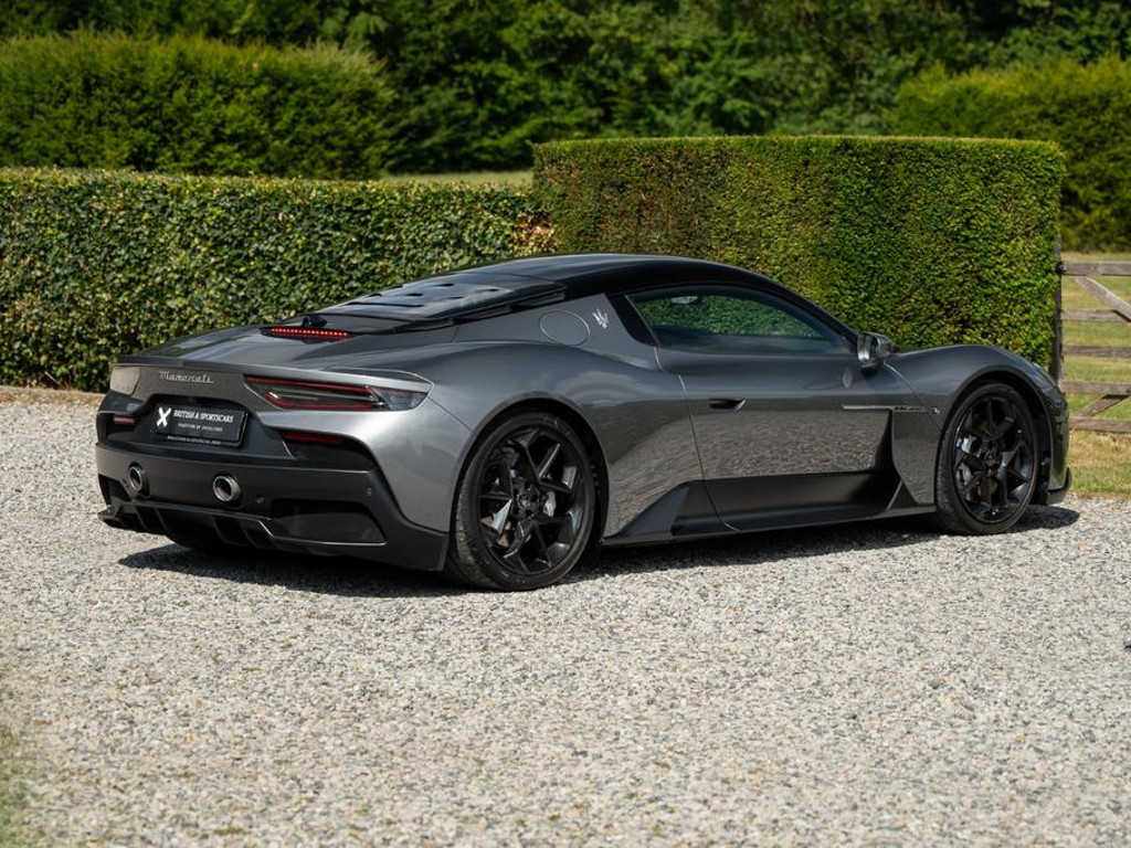 Maserati MC20
