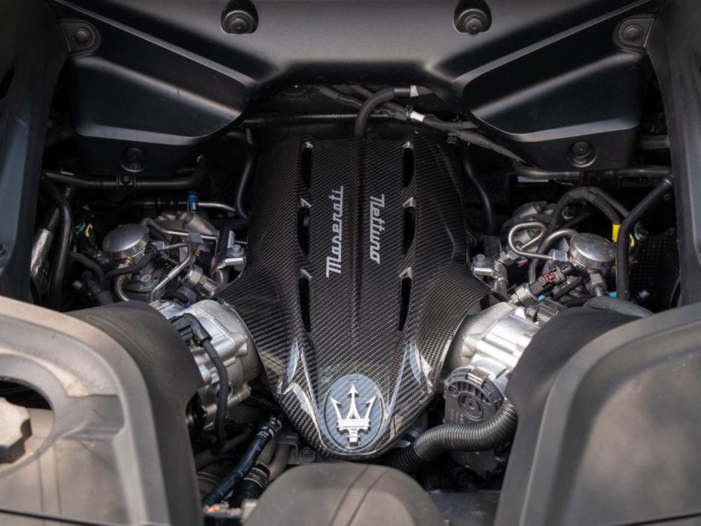 Maserati MC20