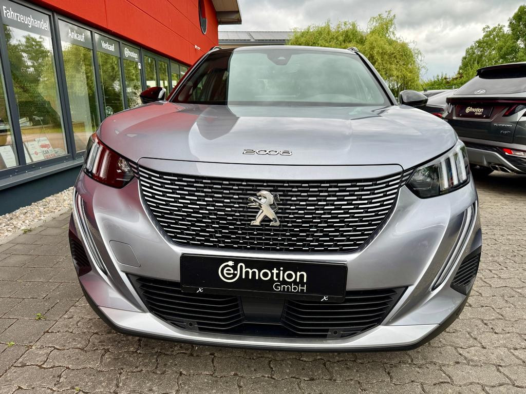 Peugeot e-2008