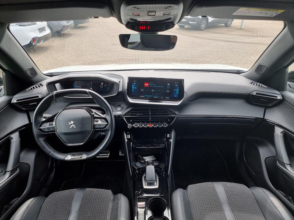 Peugeot e-2008