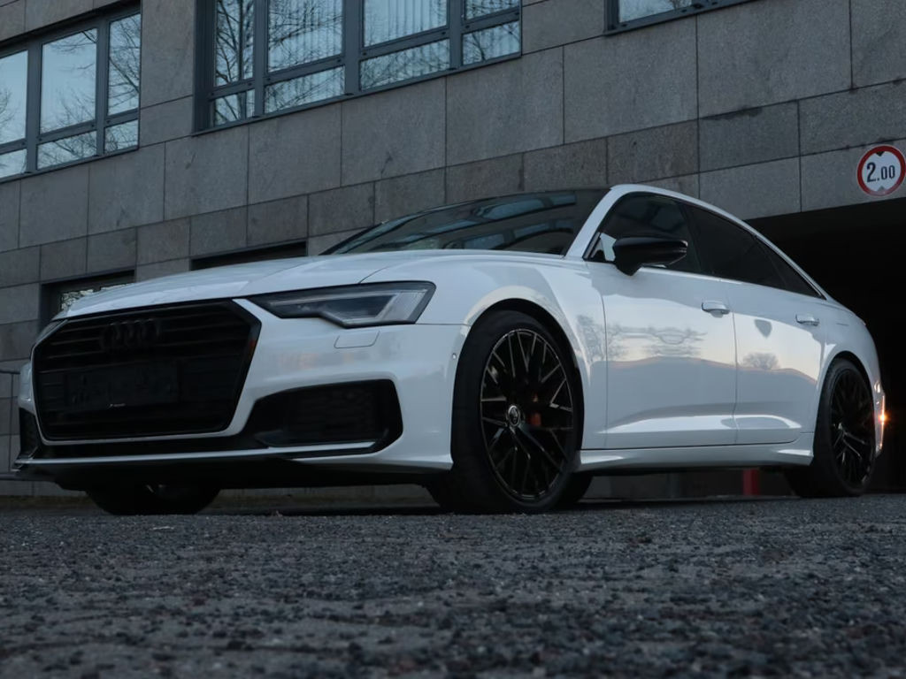 Audi A6 Sedan Quattro S-Line Hybride 50 TFSI