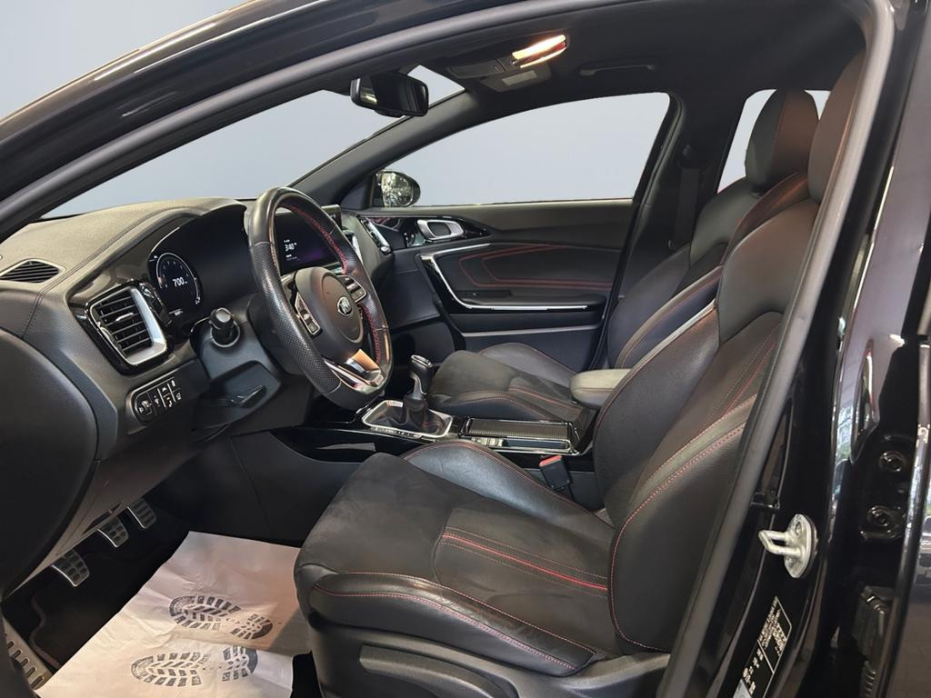 Kia ProCeed
