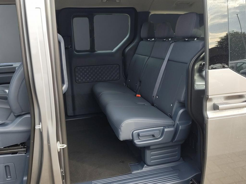 Kia PV5 Passenger