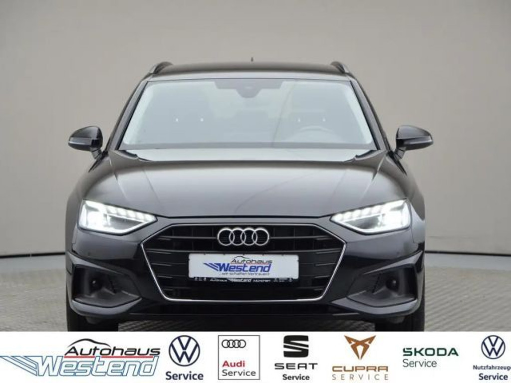 Audi A4 Avant S-Tronic 40 TDI