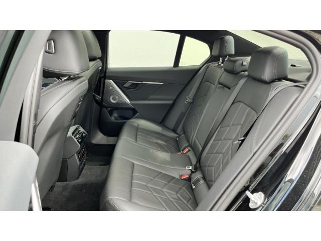 BMW 5 Serie 540 M-Sport xDrive Sedan 540d