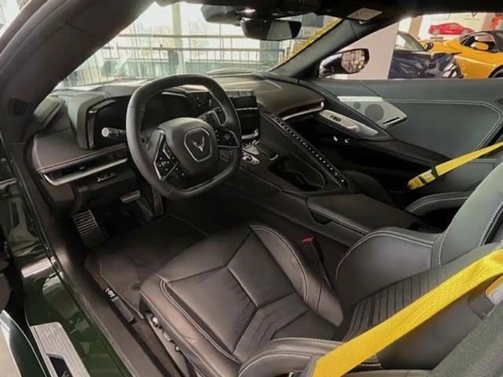 Corvette C8