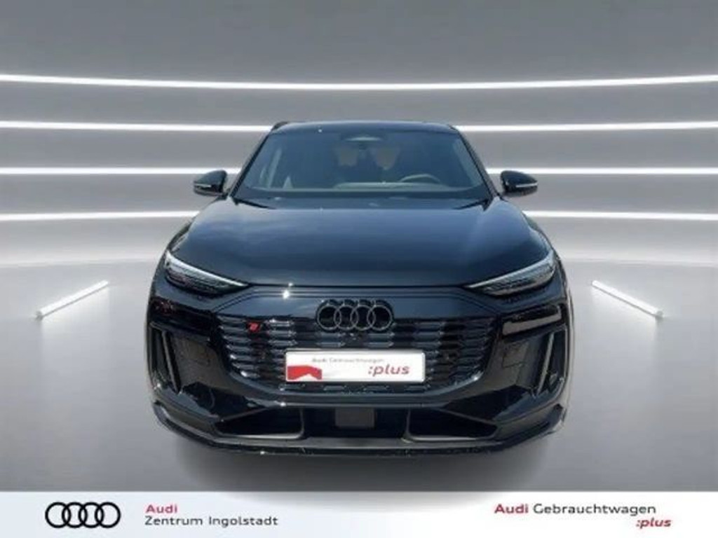 Audi SQ6 e-tron