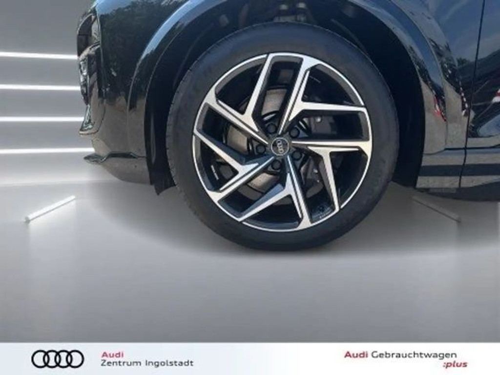 Audi SQ6 e-tron