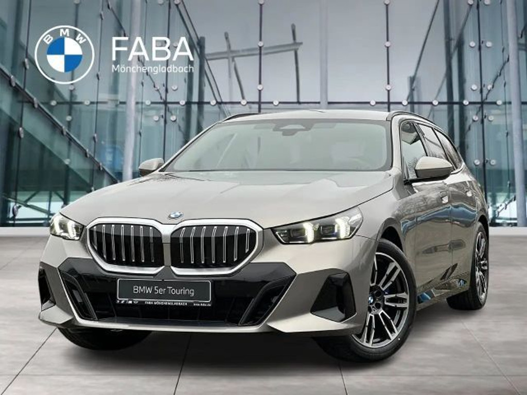 BMW 5 Serie 520 M-Sport Touring 520i
