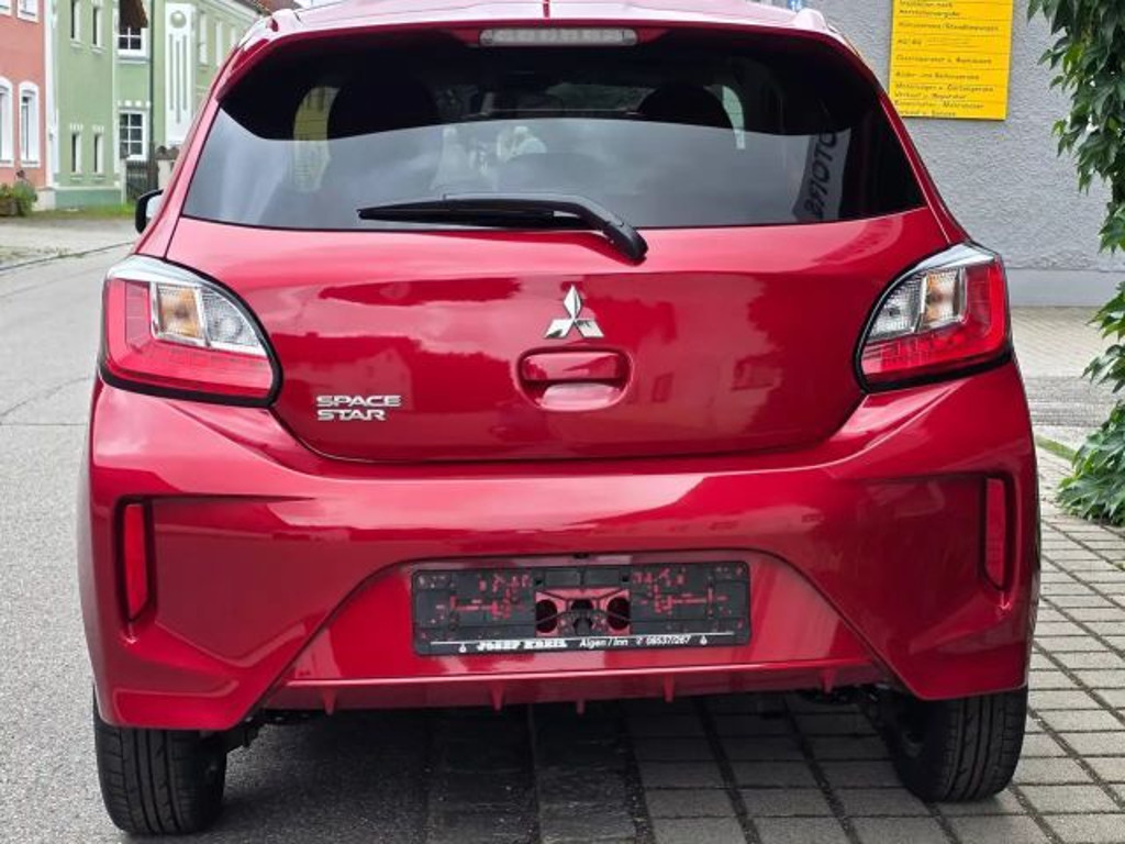 Mitsubishi Space Star Star