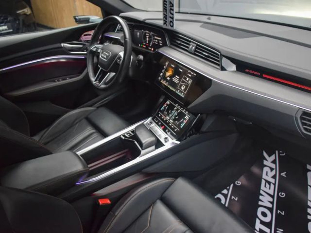 Audi e-tron