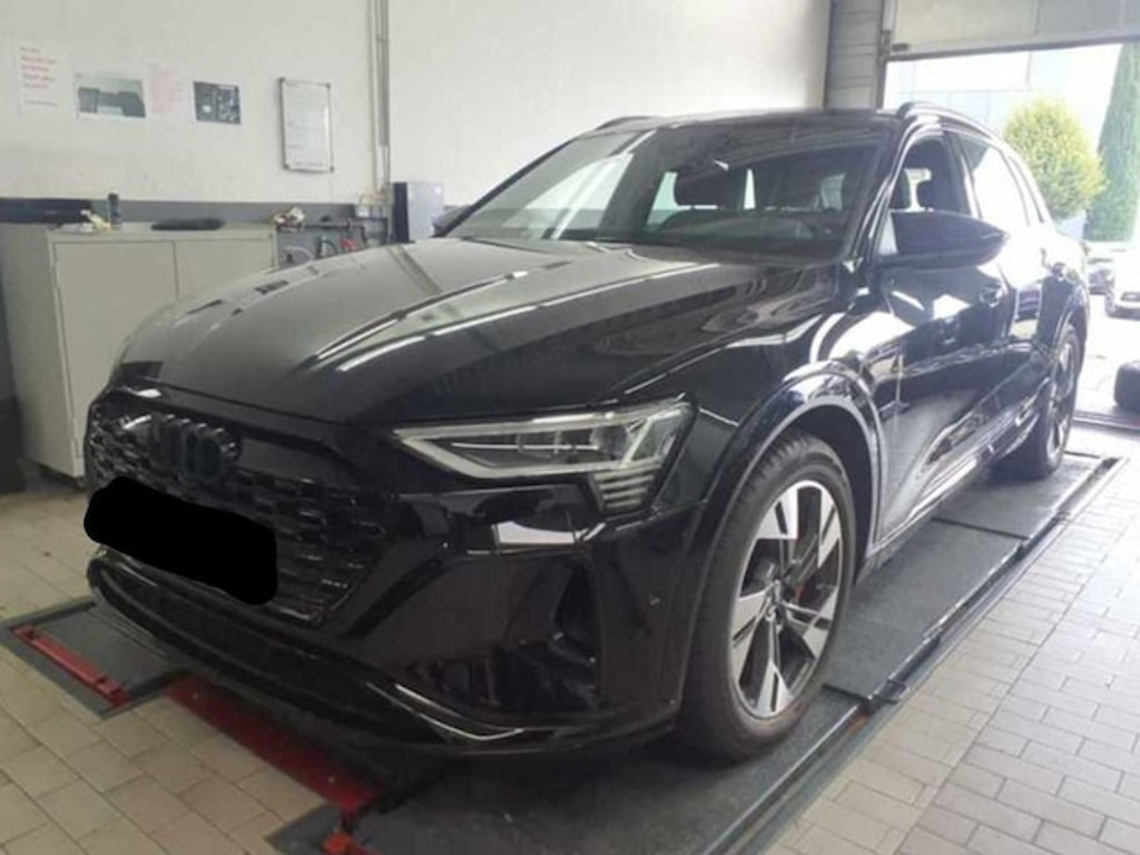 Audi Q8 e-tron