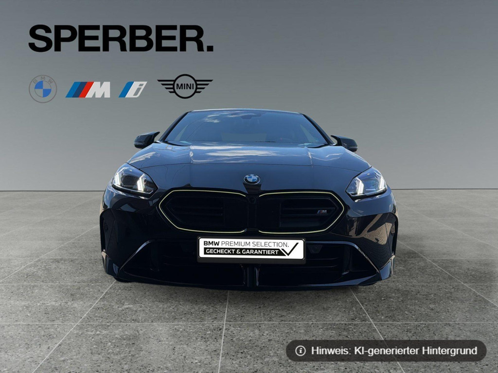 BMW M235