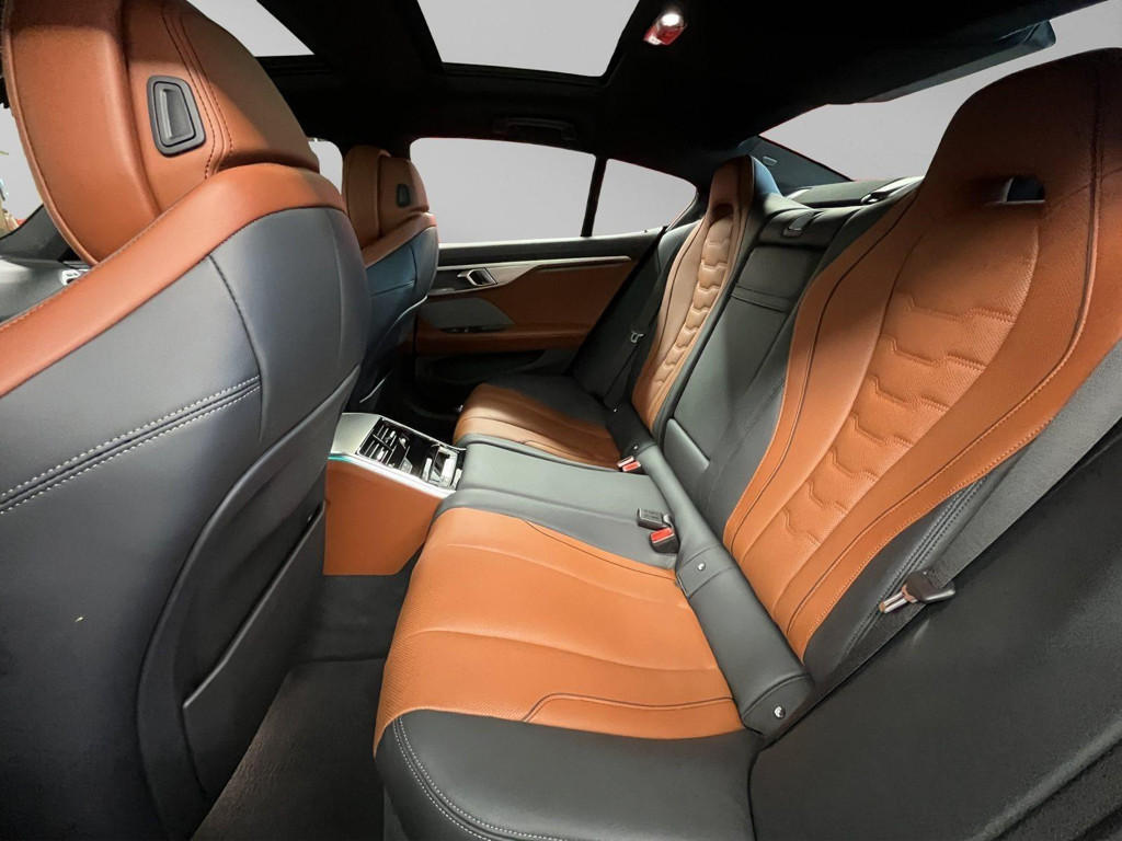 BMW M850