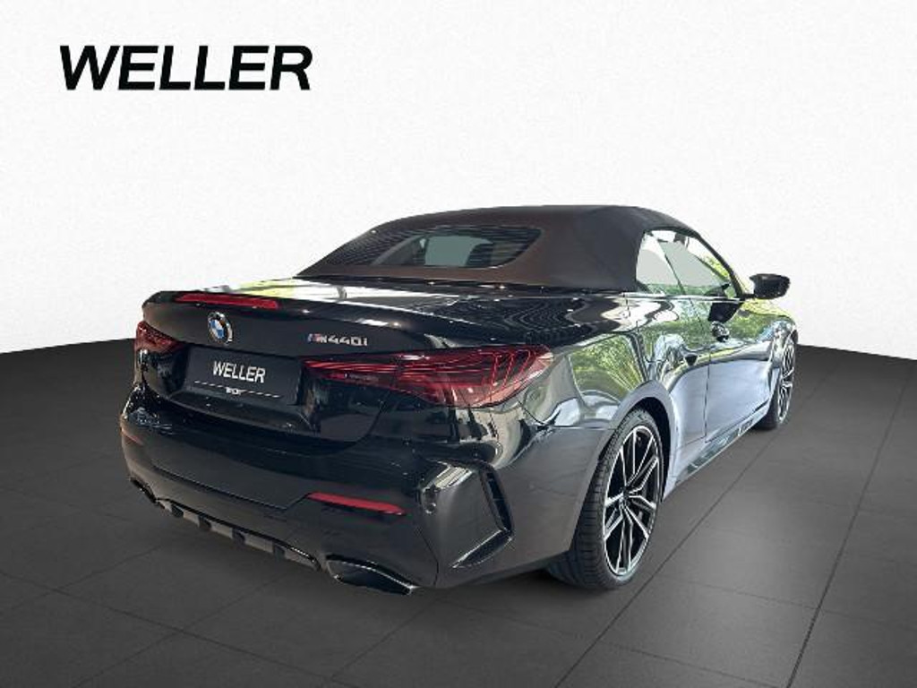 BMW M440