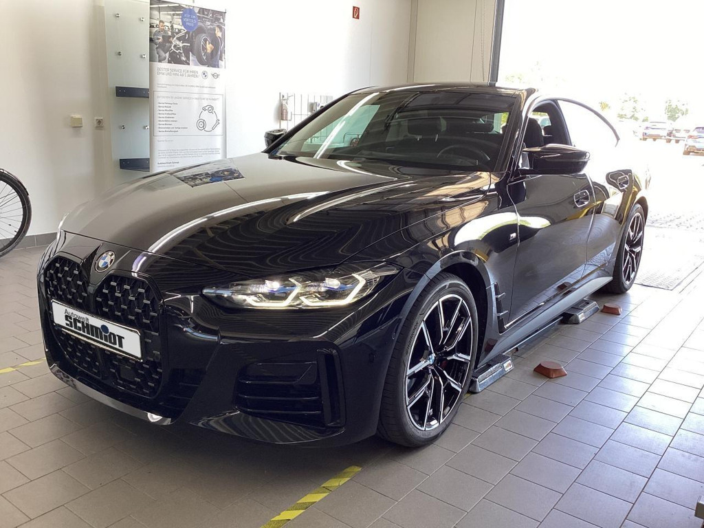 BMW M440