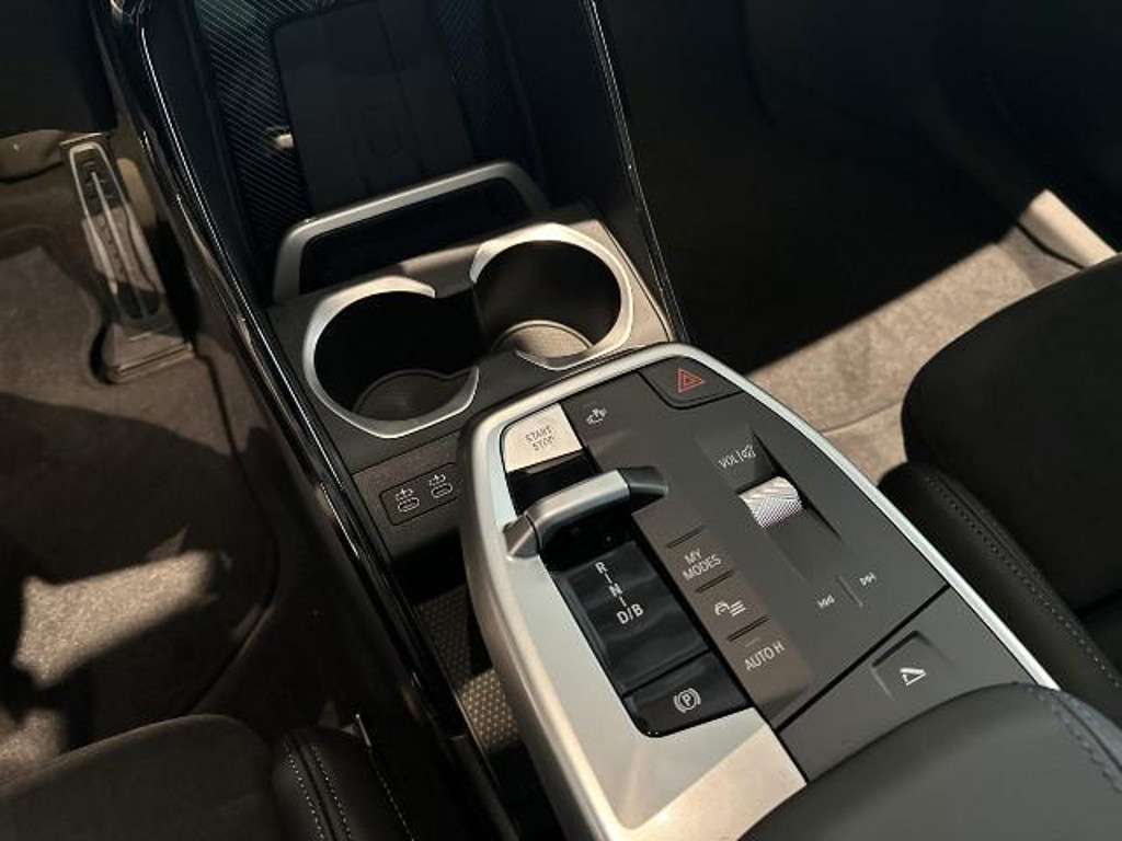 BMW iX2