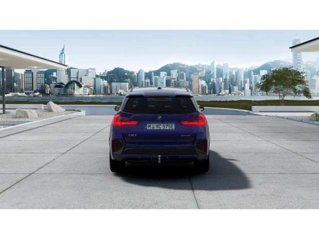 BMW iX1 xDrive30