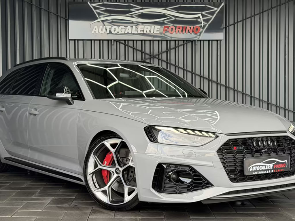 Audi RS4 Competition