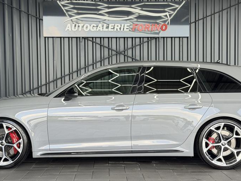 Audi RS4
