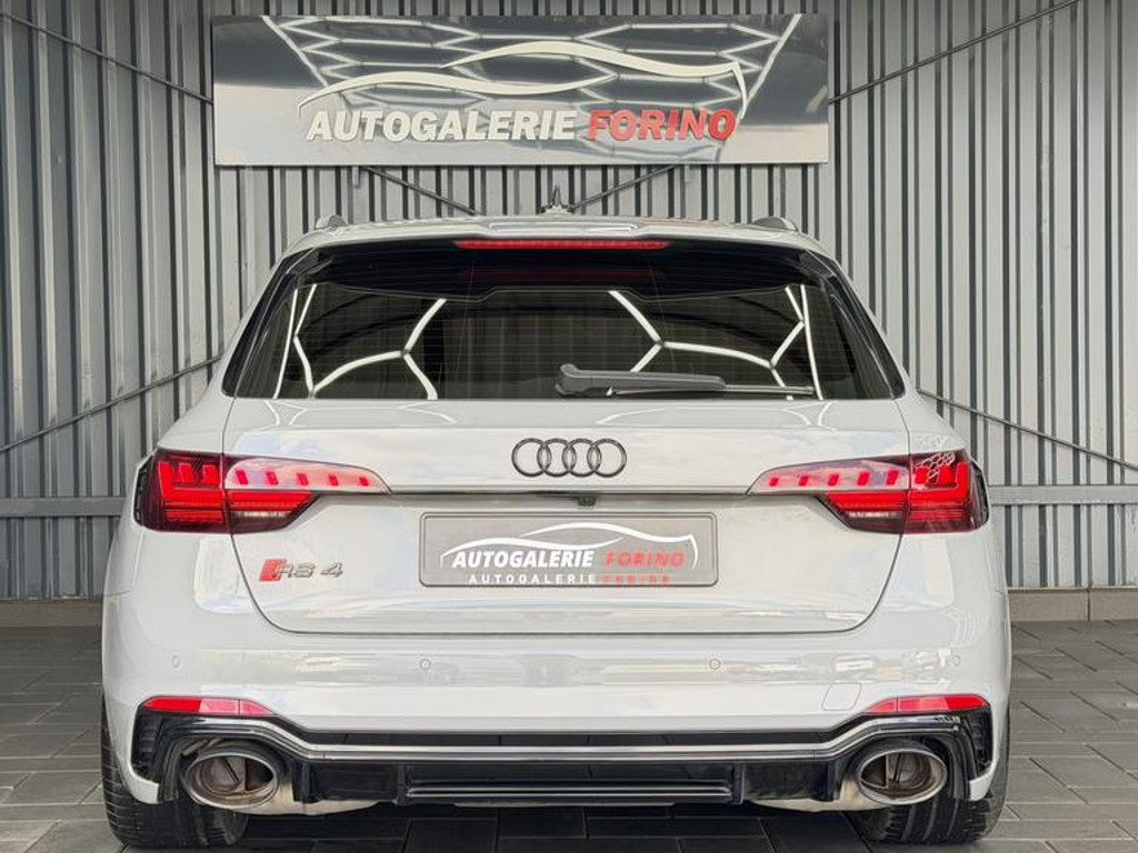 Audi RS4